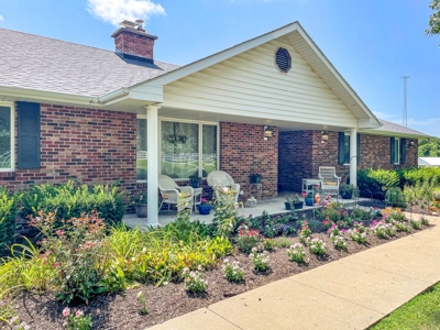 PEACH TREE FARM - Home & Business In The Heart of Missouri - image 20