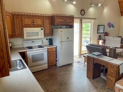 PEACH TREE FARM - Home & Business In The Heart of Missouri - image 25