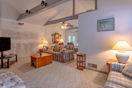 Accepted Offer in Albany, Kentucky - image 30