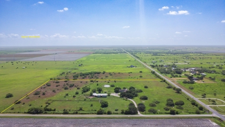 Horse and cattle ranch in Sinton, Texas - image 11