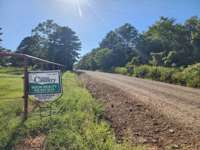 Wildhorse Road Country Home - Shop - Acreage - For Sale - image 32
