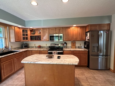 Contemporary Country Home - image 12