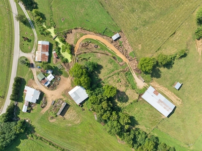 Country Home for Sale in Giles County, Tennessee - image 1