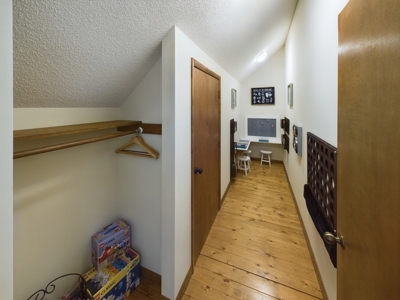 Mountain Chalet for Sale in Seven Devils NC - image 11