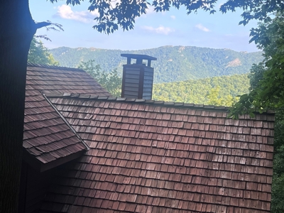 Mountain Chalet for Sale in Seven Devils NC - image 34