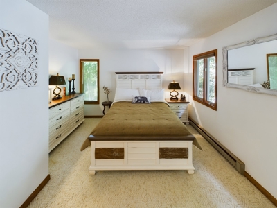 Mountain Chalet for Sale in Seven Devils NC - image 20