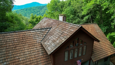 Mountain Chalet for Sale in Seven Devils NC - image 46