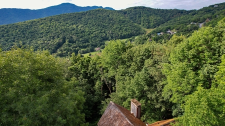 Mountain Chalet for Sale in Seven Devils NC - image 44