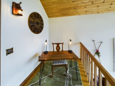 Mountain Chalet for Sale in Seven Devils NC - image 2