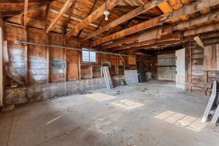 Home for Sale in Gordon Nebraska - image 30