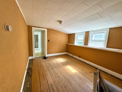 Riverfront Investment Property - image 31
