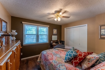 Resort/Investment Property on the Lake in Baxter County - image 11