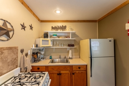 Resort/Investment Property on the Lake in Baxter County - image 41