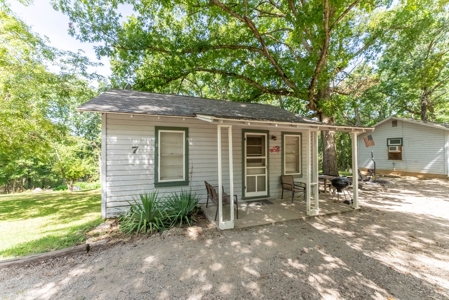 Resort/Investment Property on the Lake in Baxter County - image 37