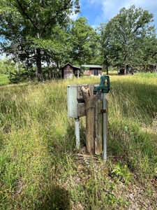 Ozark Hunting Ranch in South Central Missouri - image 34