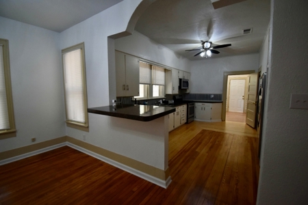 Charming Home on 1.11 Acres in Atlanta, TX - image 19
