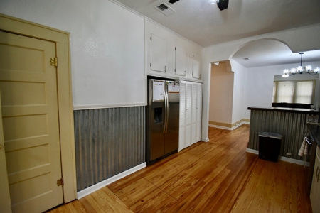Charming Home on 1.11 Acres in Atlanta, TX - image 21