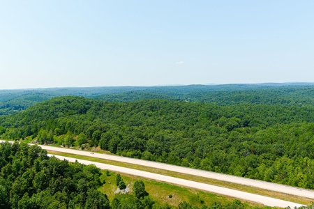Hard To Find Highway Frontage In Van Buren Mo - image 10