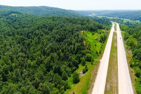 Hard To Find Highway Frontage In Van Buren Mo - image 11