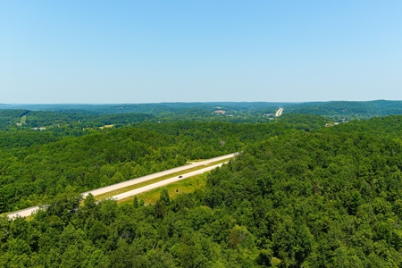 Hard To Find Highway Frontage In Van Buren Mo - image 19