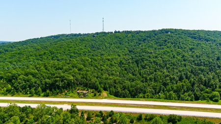 Hard To Find Highway Frontage In Van Buren Mo - image 16