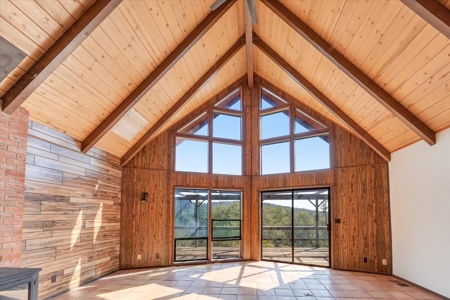 Country Living 5 minutes from Downtown Murphys!! - image 19
