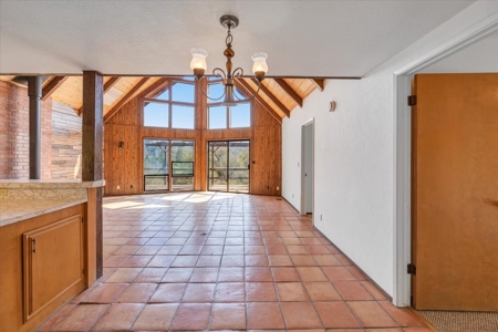 Country Living 5 minutes from Downtown Murphys!! - image 21