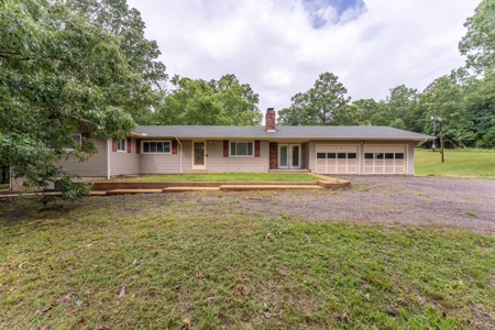 Country Home with Acreage in the Northern Arkansas Ozarks - image 8