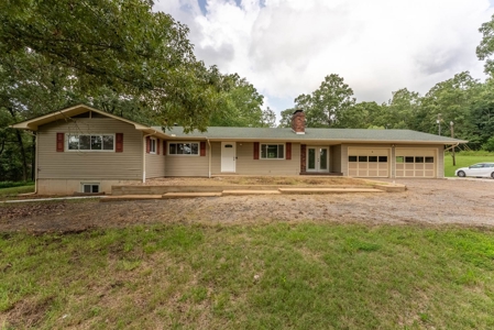 Country Home with Acreage in the Northern Arkansas Ozarks - image 11