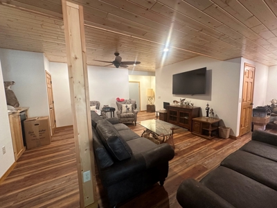 Recreational Estate on 40 Acres Near Oxford - image 22