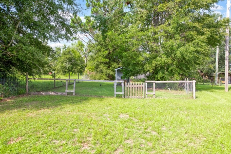 3 Br/2 Bath On 4 Acres With 30 X 50 Enclosed Metal Building - image 16