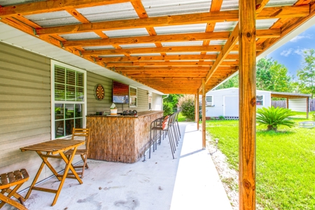 3 Br/2 Bath On 4 Acres With 30 X 50 Enclosed Metal Building - image 7