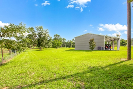 3 Br/2 Bath On 4 Acres With 30 X 50 Enclosed Metal Building - image 19