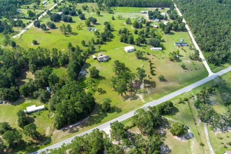 3 Br/2 Bath On 4 Acres With 30 X 50 Enclosed Metal Building - image 38