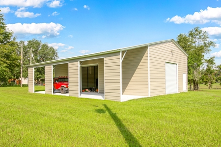 3 Br/2 Bath On 4 Acres With 30 X 50 Enclosed Metal Building - image 13