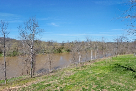 Country Home for Sale in Hickman County, Tennessee - image 38