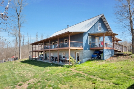 Country Home for Sale in Hickman County, Tennessee - image 40