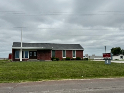 Hamilton Mo Commercial Building For Sale - image 30