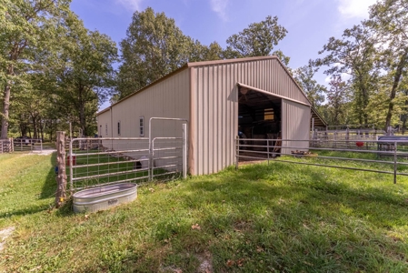 Country Home and Acreage/Farm in the Missouri Ozarks - image 34