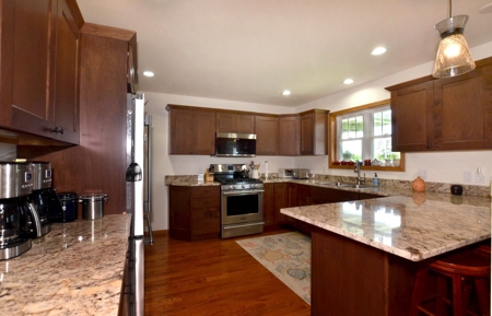 3 Bedroom 3 Bath home With Golf Course Access in WI for sale - image 5