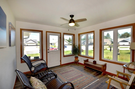 3 Bedroom 3 Bath home With Golf Course Access in WI for sale - image 12