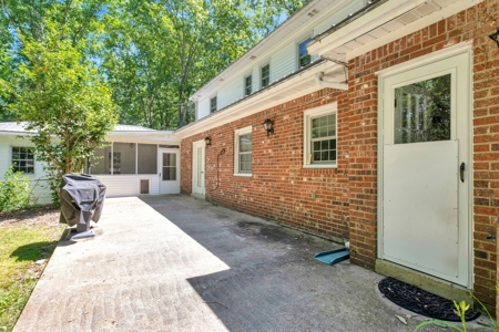 Country Home for Sale in Lewis County, Tennessee - image 39