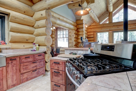 Log Home on Acreage For Sale in Mancos, CO - image 32