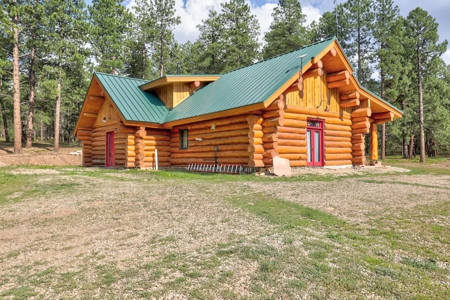 Log Home on Acreage For Sale in Mancos, CO - image 5