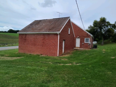 Country Home for Sale in Floyd VA - image 28