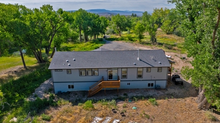 Colorado country home with acreage, 2 living areas, ponds - image 2