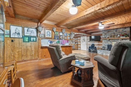 Country Home for Sale in Hickman County, Tennessee - image 15