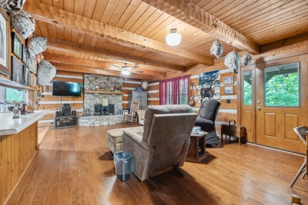 Country Home for Sale in Hickman County, Tennessee - image 21
