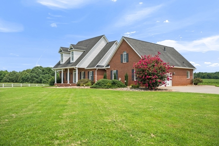 Beautiful Home with 10 Fenced Acres in Shelby NC - image 6