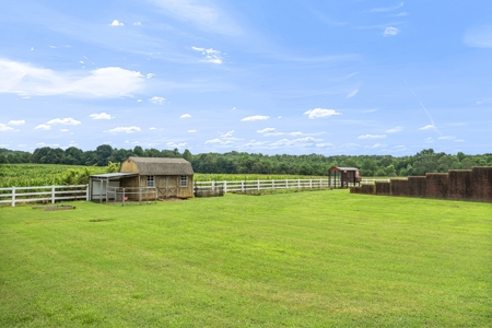 Beautiful Home with 10 Fenced Acres in Shelby NC - image 9